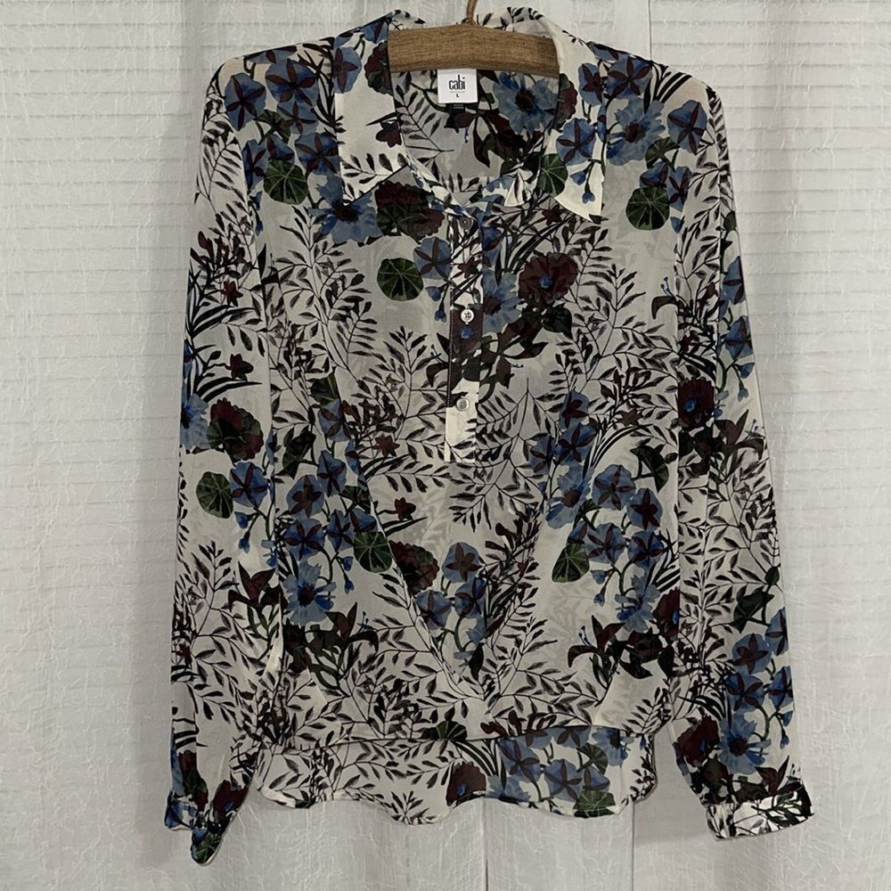 CAbi L Victoria Winter Floral Long Sleeve Front Tuck High Low Long Sleeve Blouse - Picture 5 of 16